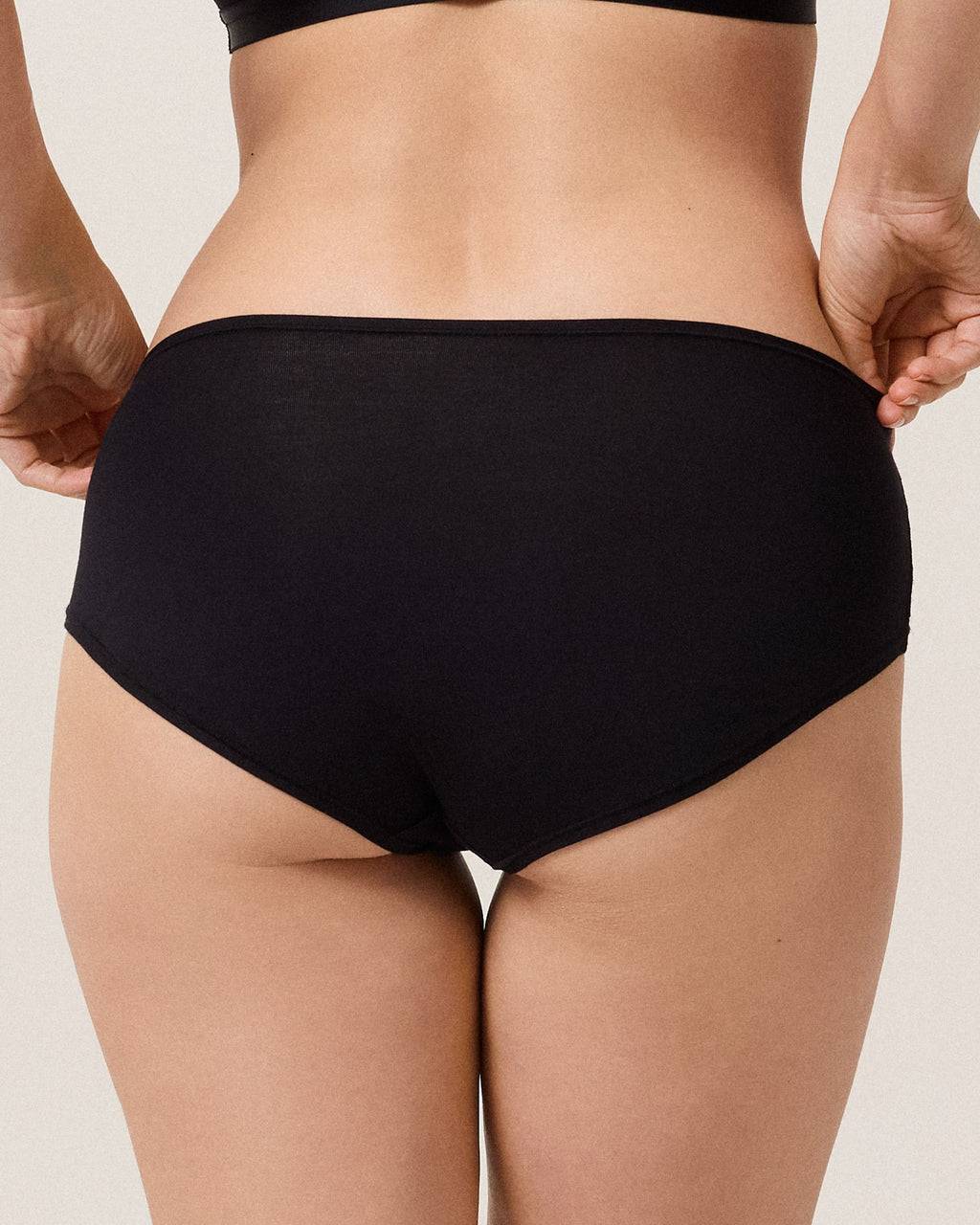 Pure Modal Hipster, Black