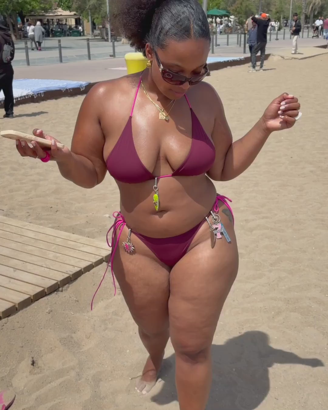 Basic Beach Triangle Set, Burgundy & Hot Pink